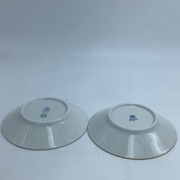 Two Hochst Germany Hand Painted Porcelain Demitasse Cups and Saucers. - Picture 11 of 15